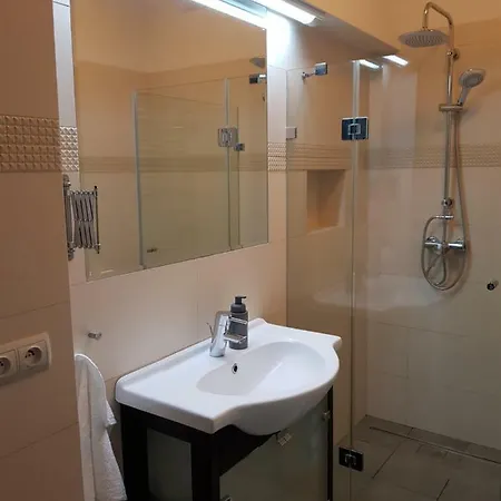Mieszkanie 70 M2 Bardzo Blisko Centrum Apartamento *
